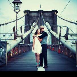 wedding photo at Brooklyn Bridge